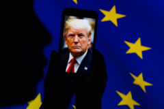 Trump’tan AB ve Apple’a gümrük savaşı uyarısı!