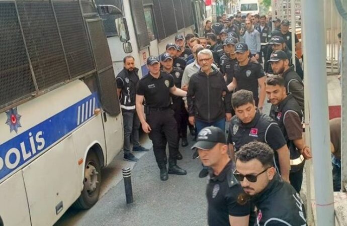 İBB’ye 5. dalga operasyonunda yeni gelişme: CHP’li Büyükçekmece, Avcılar, Gaziosmanpaşa, Seyhan ve Ceyhan belediye başkanları dahil 22 kişiye tutuklama kararı