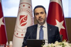 Bakan Bayraktar: Petrol Fiyatları Artabilir, Doğalgazda Arz Sorunu Yok