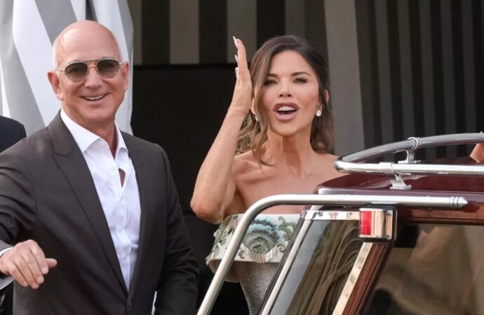 Jeff Bezos ve Lauren Sánchez Görkemli Kutlamayla Evleniyor