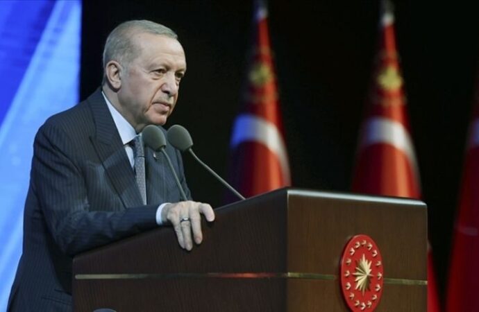 Cumhurbaşkanı Erdoğan, kabine toplantısı sonrası konuştu: “En büyük arzum Putin ve Zelenski’yi bir araya getirmek”