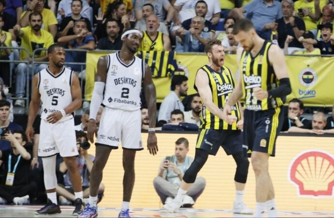 Fenerbahçe Beko Şampiyonluk Yolunda Farkı Açtı