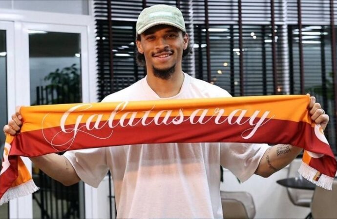 Galatasaray, Leroy Sane transferinde mutlu sona ulaştı