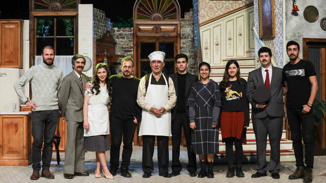 Şener Şen, “Zengin Mutfağı” ile Tiyatroya Veda Etti