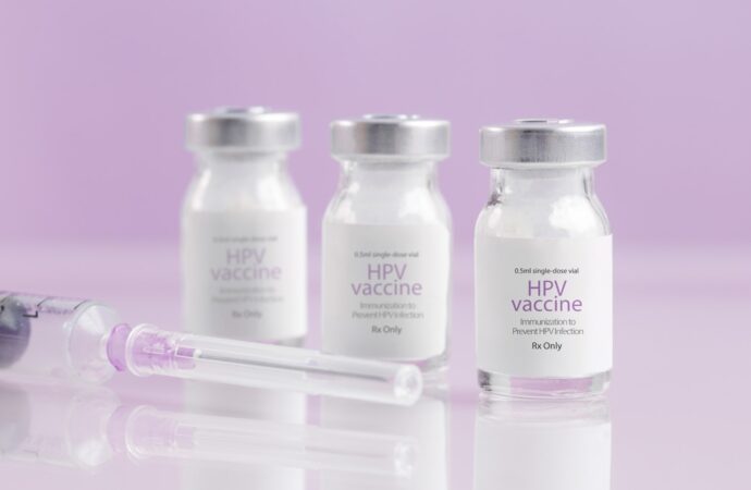 HPV Aşısı Ücretsiz Oluyor:13 Yaşındaki Çocuklara Uygulanacak