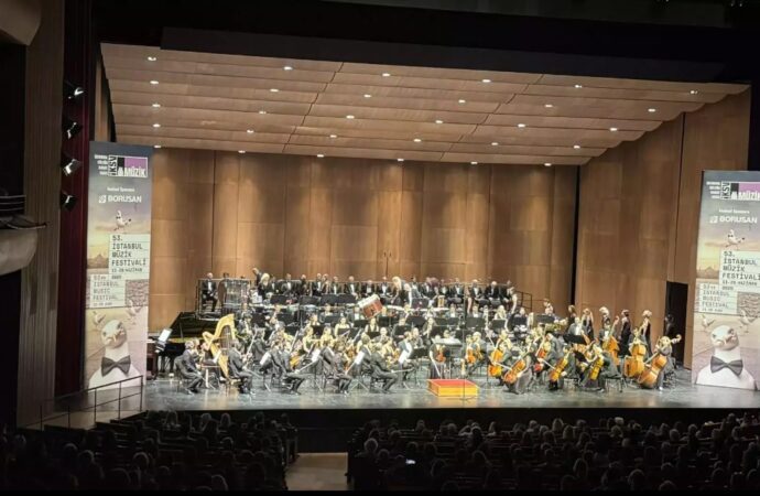 53. İstanbul Müzik Festivali “Sınırların Ötesinde” Temasıyla Başladı