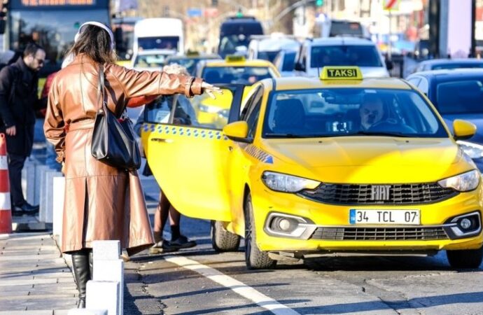 İstanbul’da Yoldan Taksi Çevirmek Tarih Oluyor