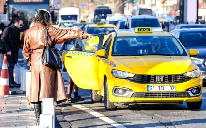 İstanbul’da Yoldan Taksi Çevirmek Tarih Oluyor