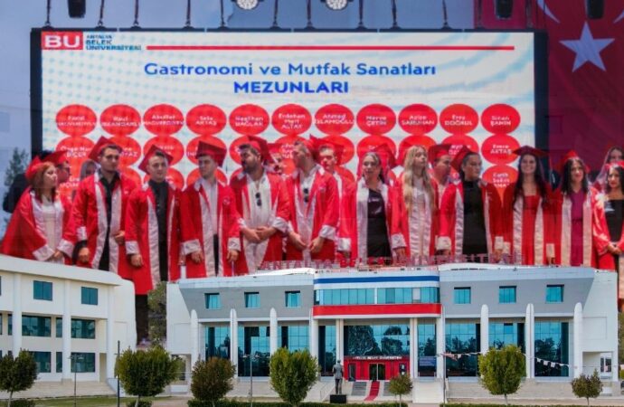 Antalya Belek Üniversitesi’nde Mezuniyet Heyecanı Kapıda:
