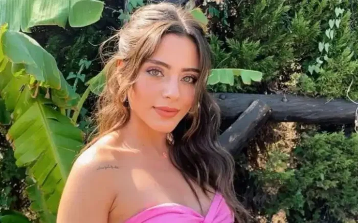 Kızılcık Şerbeti’nin Doğa’sı Sıla Türkoğlu’ndan olay yaratacak pozlar
