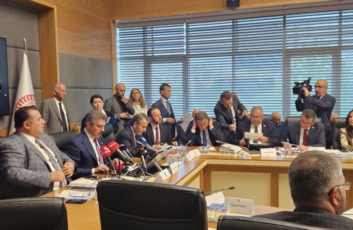 İnfaz paketi komisyondan geçti