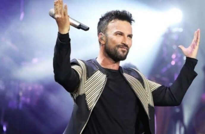 Tarkan’dan hayranına minik jest