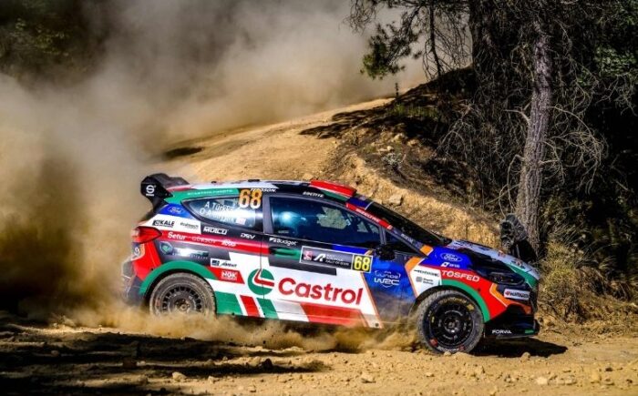 Türk Ralli Tarihinde Bir İlk: Ali Türkkan JWRC’de Zirvede