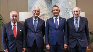 CHP Eski Liderlerinden Özel’e Destek: