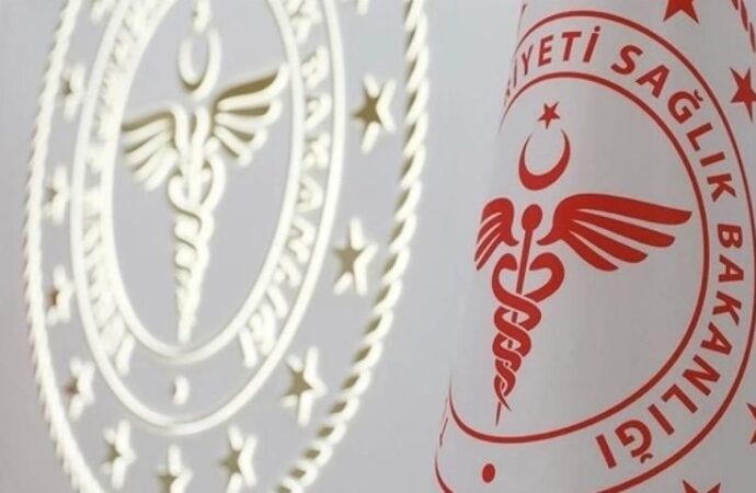 Sağlık Bakanlığı’ndan aşırı sıcaklarda “sıvı tüketimi ve beslenme” uyarısı