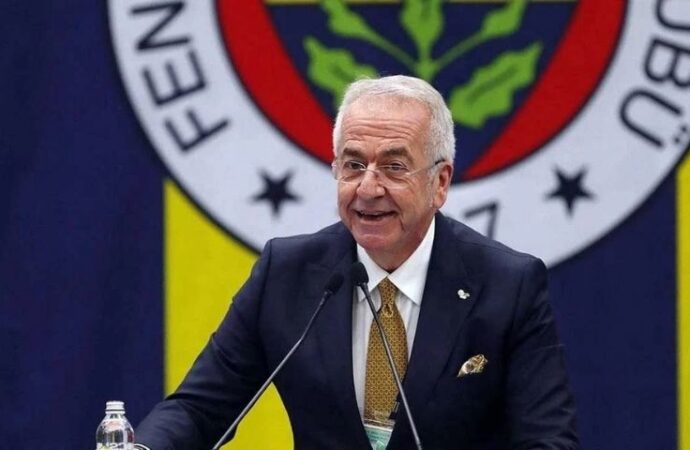 Fenerbahçe’de şok: Başkanvekili Erol Bilecik, istifa etti