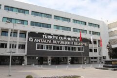 CHP’li Antalya Büyükşehir Belediyesi’ne Operasyon: Üst Düzey 3 İsim Gözaltında