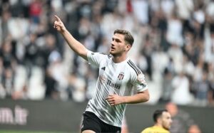 Beşiktaş’ın Genç Oyuncusu Semih Kılıçsoy Serie A Yolcusu