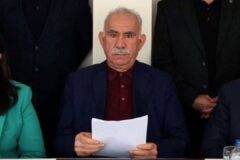 Öcalan Görüşmesi Öncesi Gözler Süleymaniye’deki ‘Silah Bırakma Töreni’nde