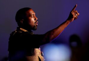 Avustralya, Kanye West’in (Ye) Vizesini “Heil Hitler” Şarkısı Nedeniyle İptal Etti