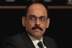 MİT Başkanı Kalın’dan Meclis Turu: Partilere “Yeni Süreç” Bilgilendirmesi