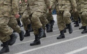 İddia: Askerler Toplu Cezayla Güneşte Bekletildi, 2 Şehit