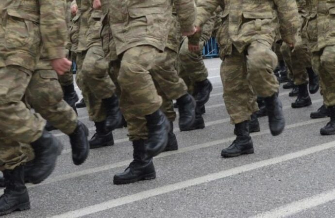 İddia: Askerler Toplu Cezayla Güneşte Bekletildi, 2 Şehit
