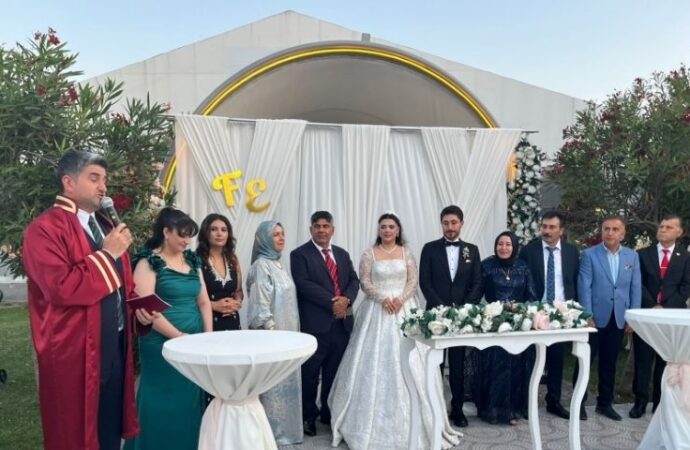 Kejan ve Bucak Aşiretlerinden Görkemli Düğün