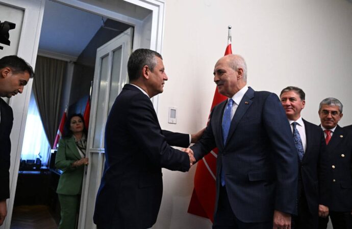 Siyasi partilerin temsilci sayısı belli oldu