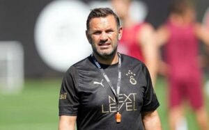 Okan Buruk 6 Futbolcunun Biletini Kesti!