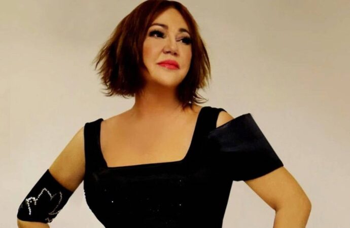 Nazan Öncel Hastaneye Kaldırdı