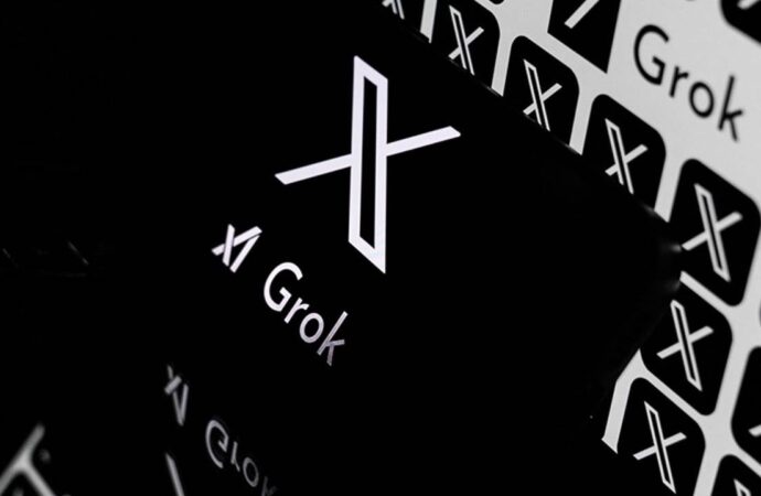 Grok, Tesla Araçlarına Geliyor: Yenilik mi, Risk mi?