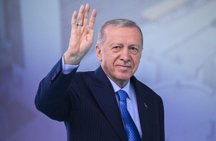Cumhurbaşkanı Erdoğan’dan Zelenski ve Şerif ile Barış Odaklı Telefon Görüşmeleri