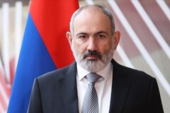 Paşinyan: Ermenistan, AB ile AEB Arasında Zamanı Gelince Tercih Yapacak