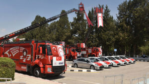 Türkiye, Kuzey Kıbrıs’a polis ve itfaiye araçları hibe etti